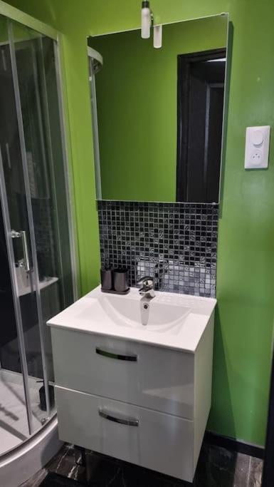 L'Elegance 002 Apartment Cambrai Ngoại thất bức ảnh