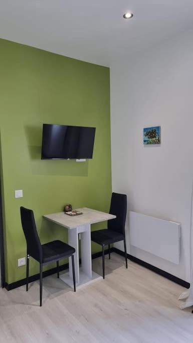 L'Elegance 002 Apartment Cambrai Ngoại thất bức ảnh
